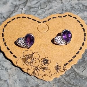 Chic Amethyst and Silver Heart Earrings